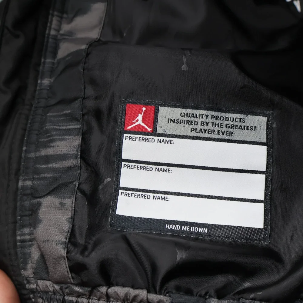 Jordan Jacket Boys Medium 10-12 Blk Insulated Full Zip Winter‎ Hood Puff VTG